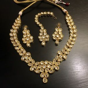 Beautiful leaf design Indian necklace set